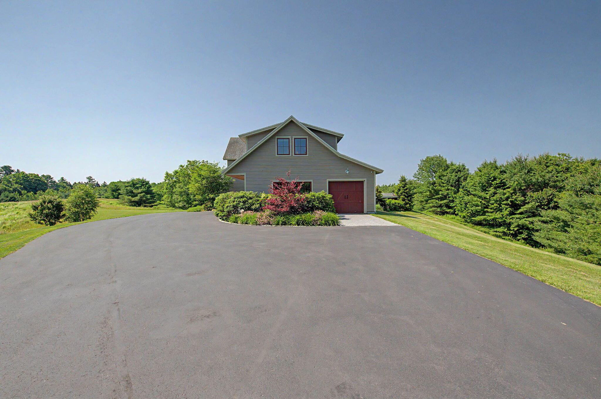 156 Barstow Road Property Photo 8