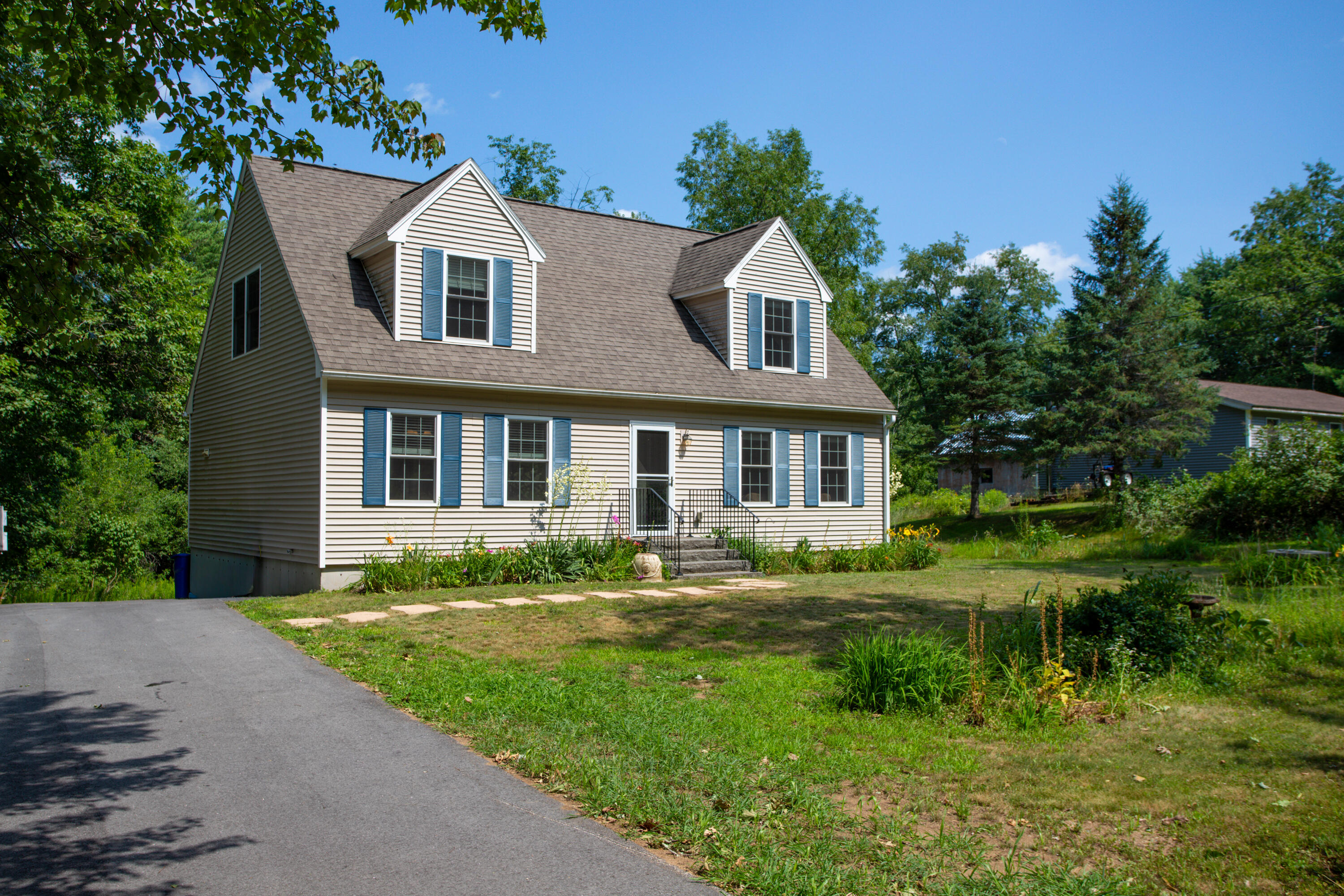 138 Long Swamp Road Property Photo 2