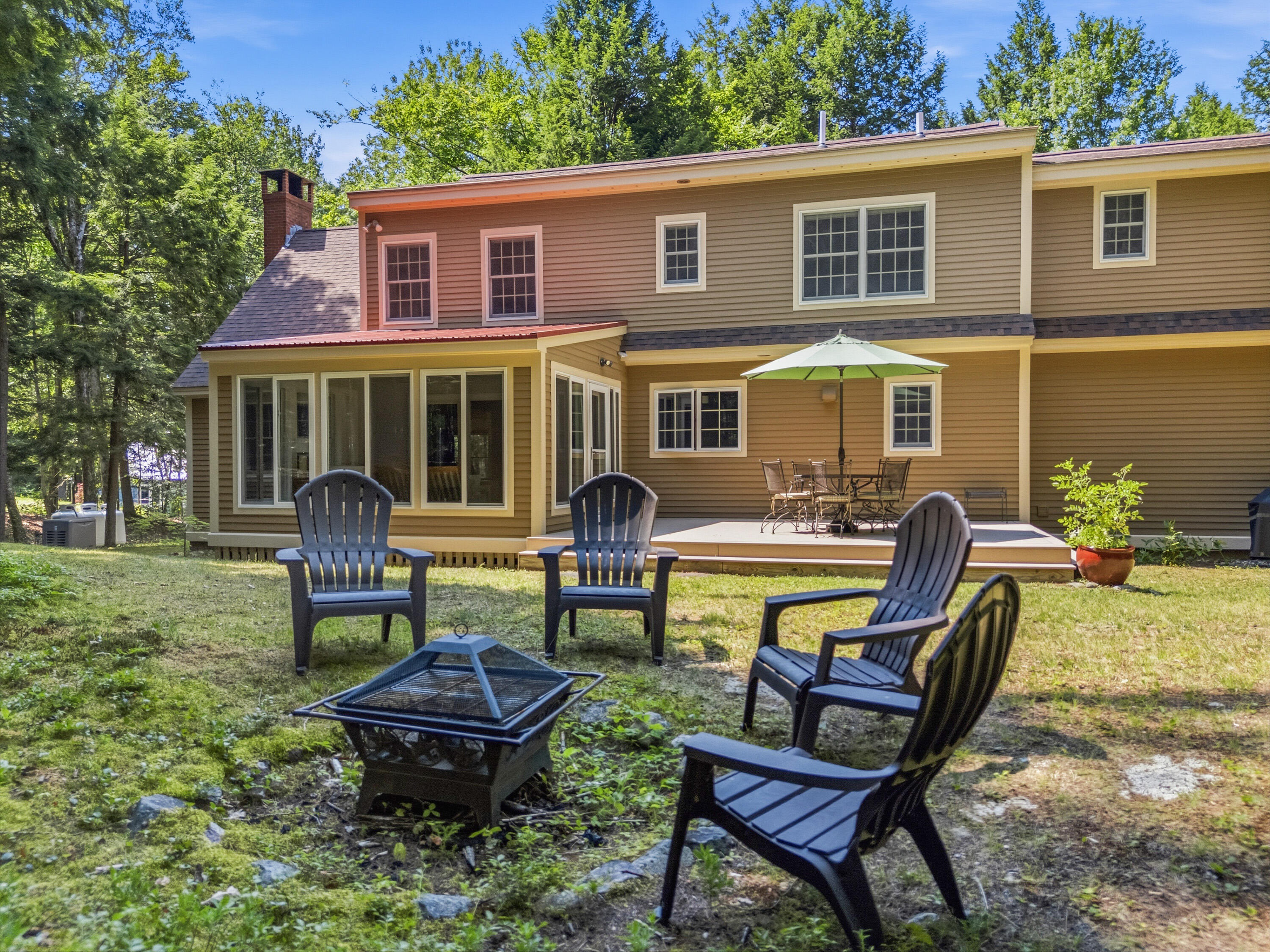 66 Rolling Hill Drive Property Photo 8