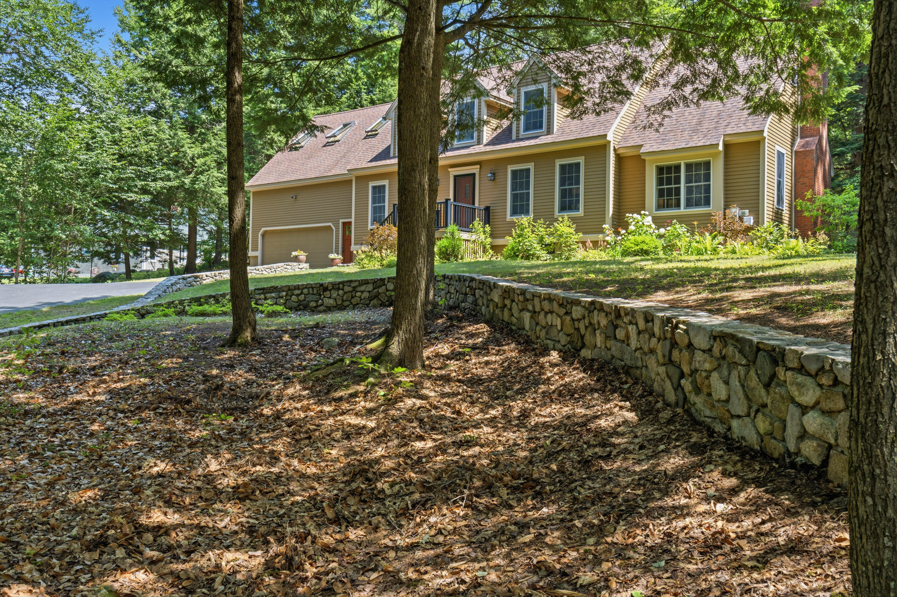 66 Rolling Hill Drive Property Photo 13