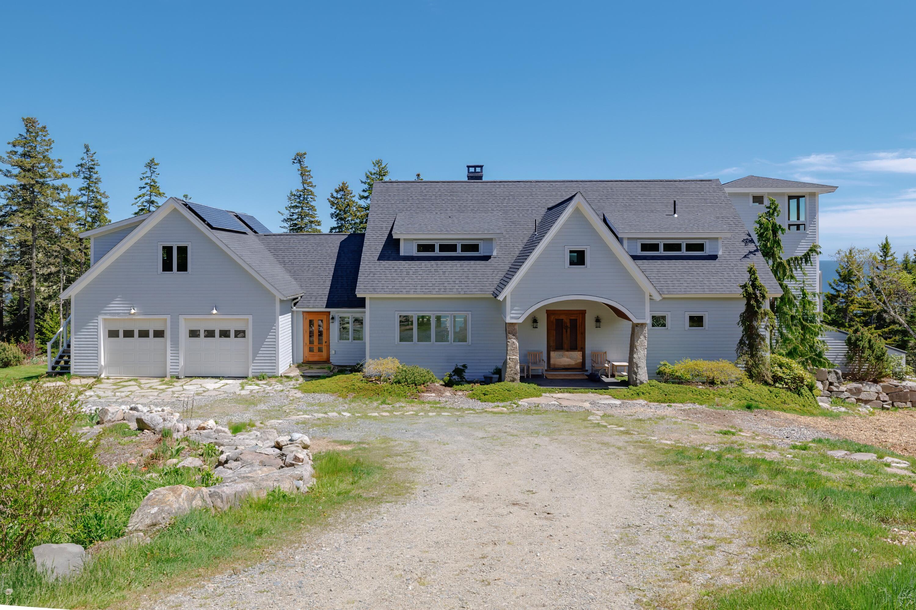 360 Red Point Road Property Photo 8