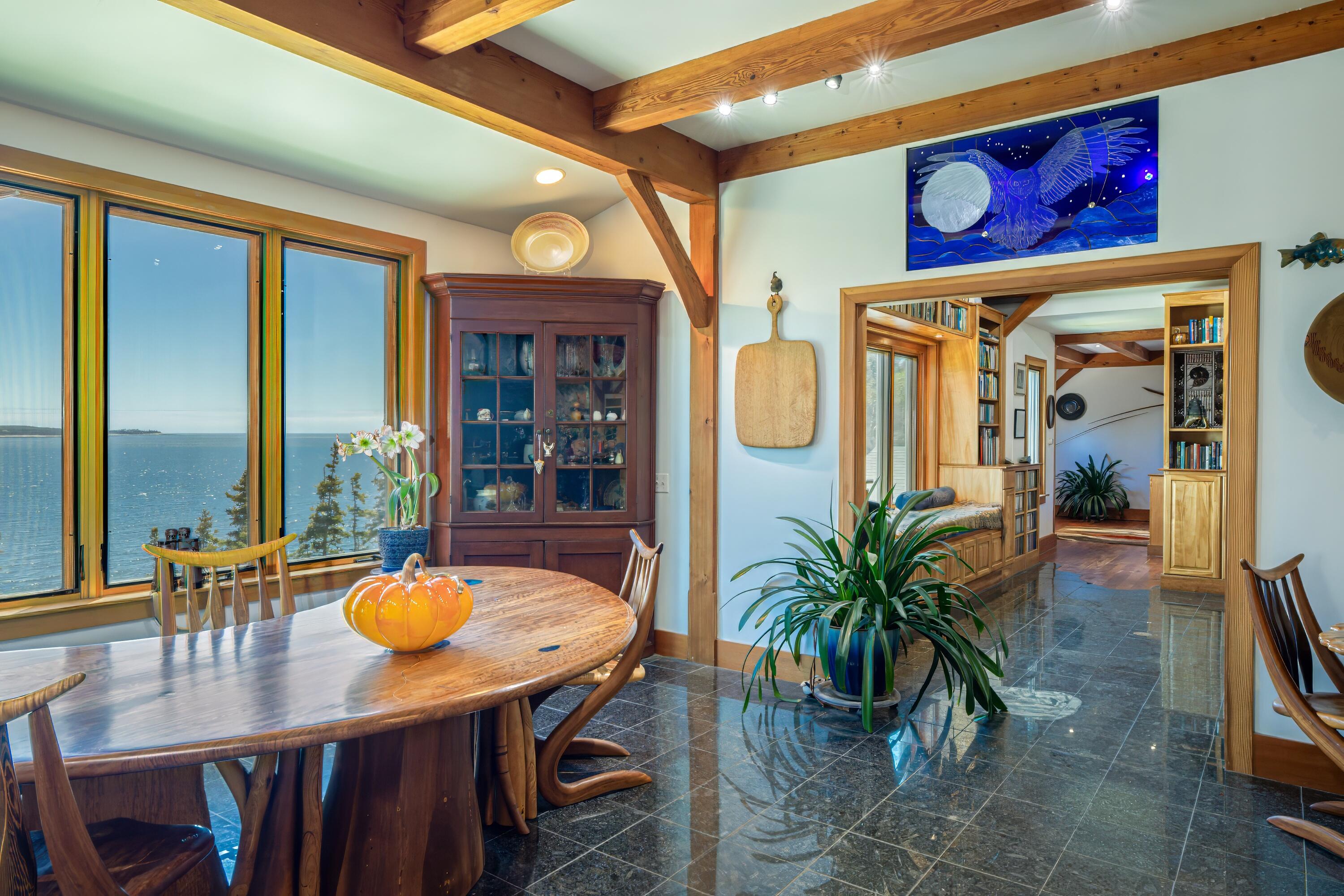 360 Red Point Road Property Photo 15