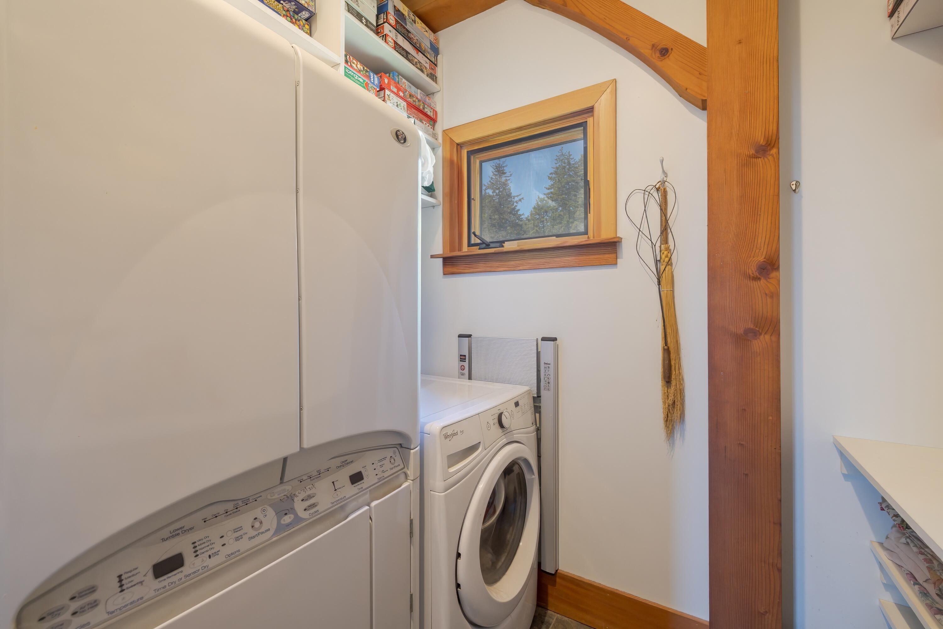 360 Red Point Road Property Photo 17
