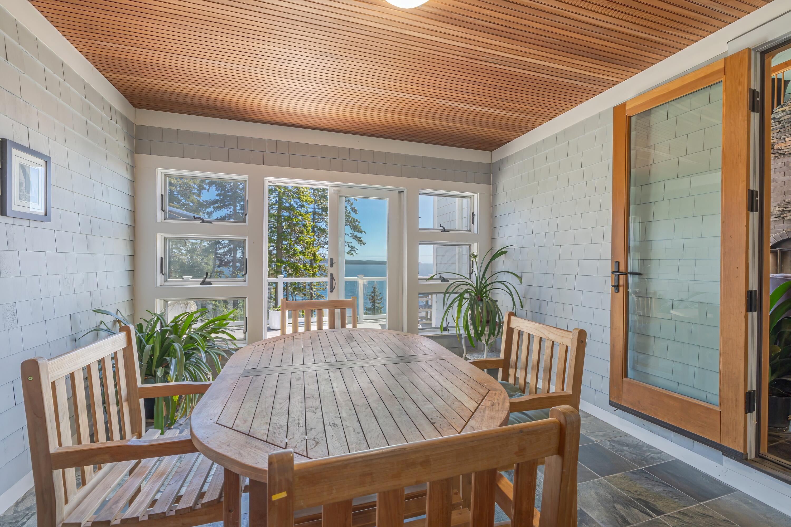 360 Red Point Road Property Photo 35