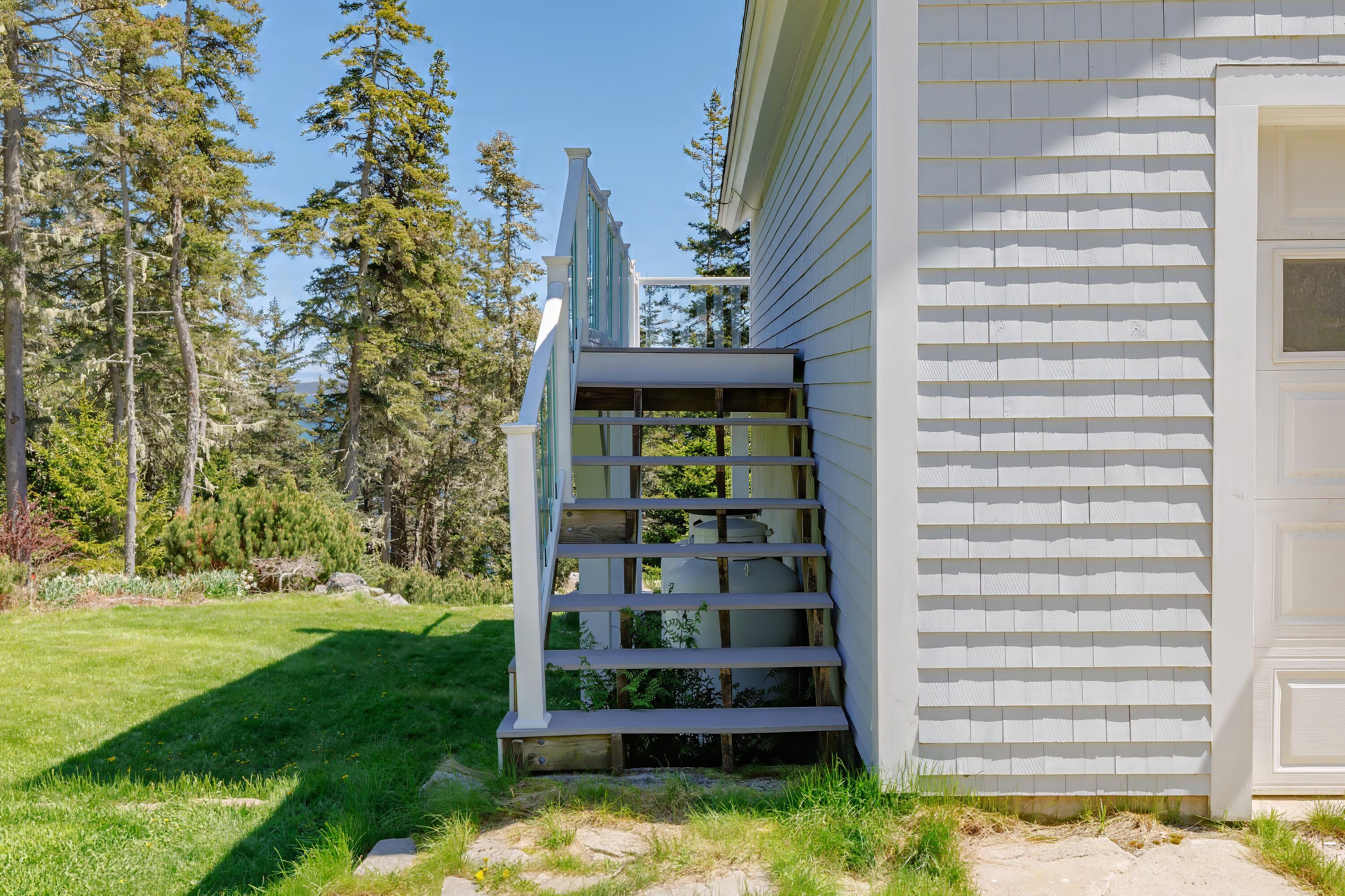 360 Red Point Road Property Photo 103
