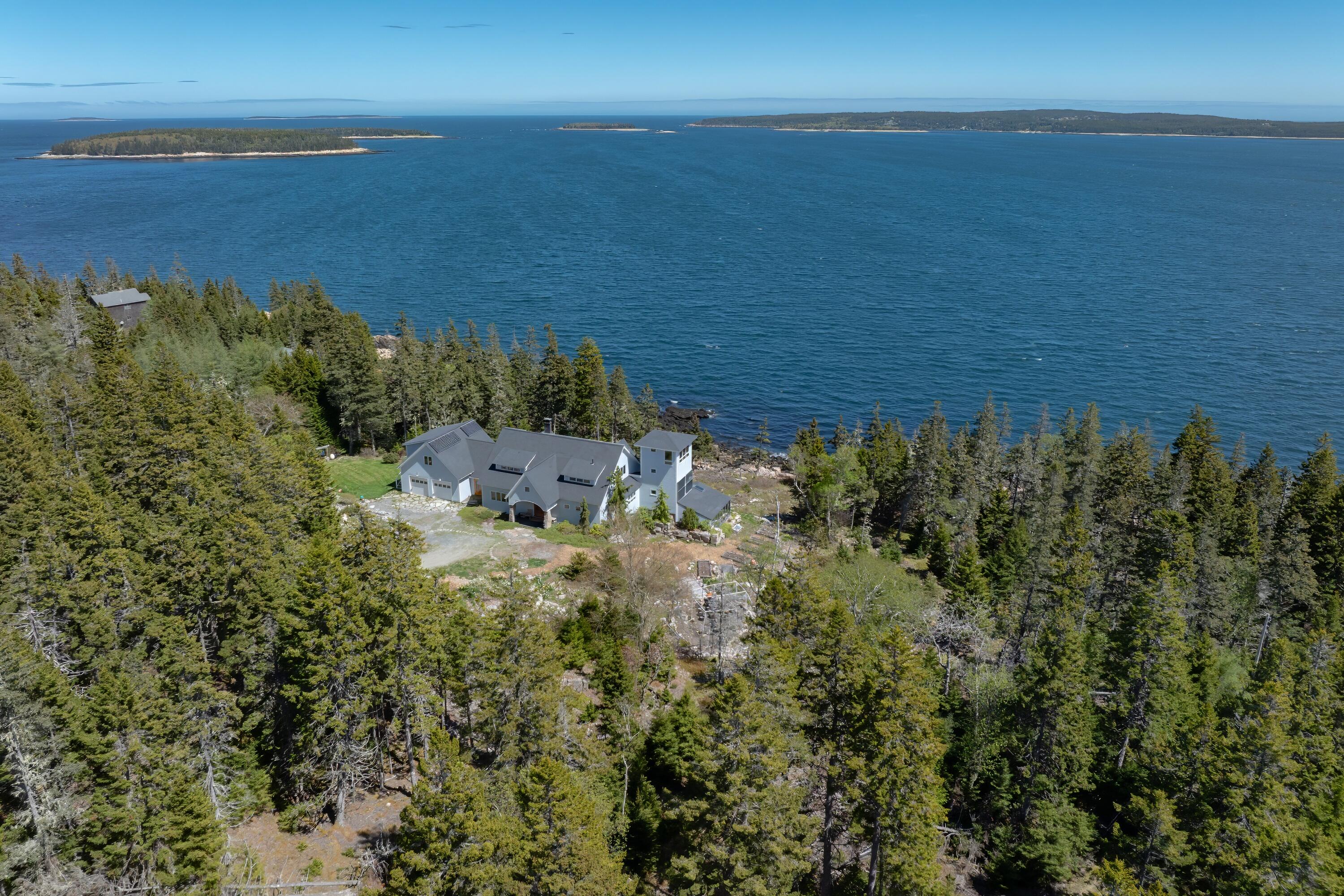 360 Red Point Road Property Photo 108