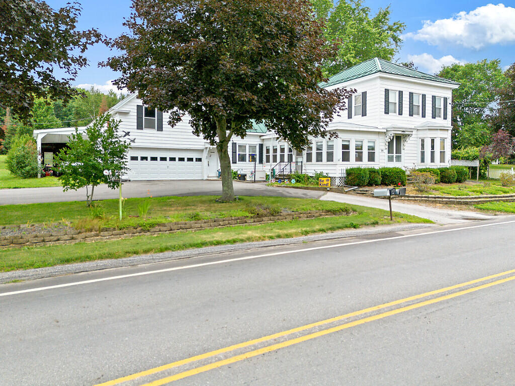 31 Hussey Road Property Photo 2