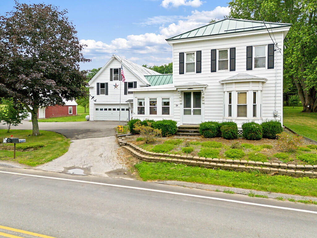 31 Hussey Road Property Photo 3