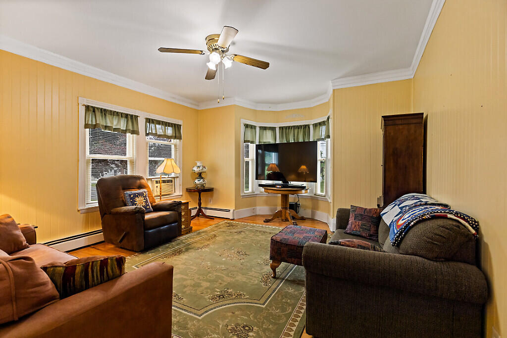 31 Hussey Road Property Photo 23