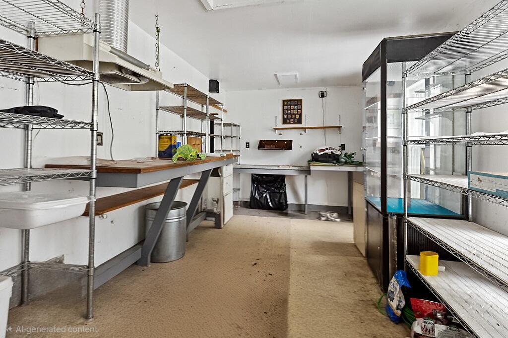 31 Hussey Road Property Photo 46