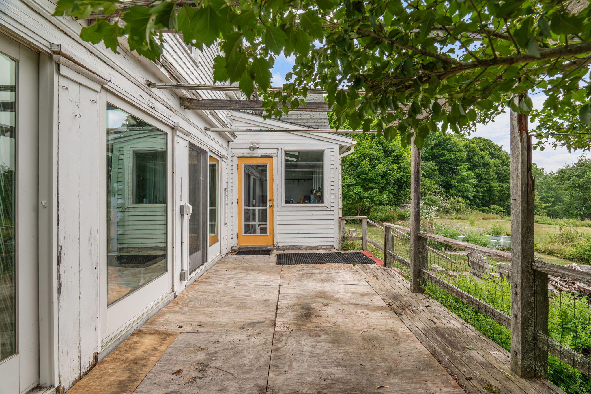 6 Snowhill Lane Property Photo 48