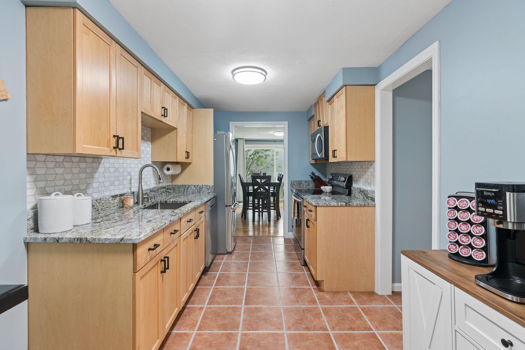 22 Black Point Road 2c Property Photo 9
