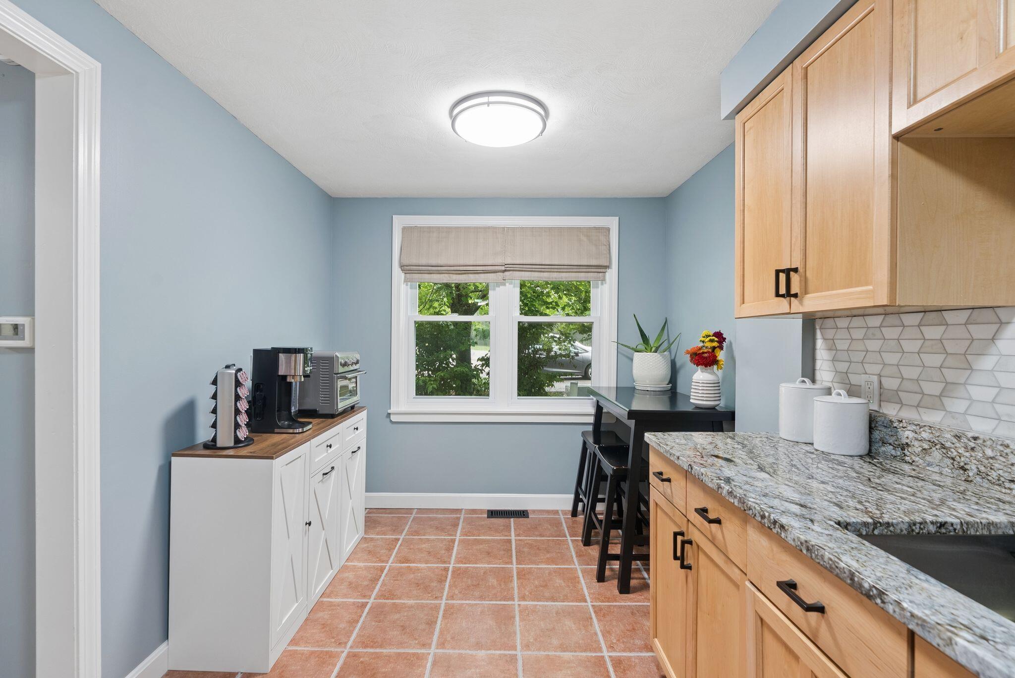 22 Black Point Road 2c Property Photo 12