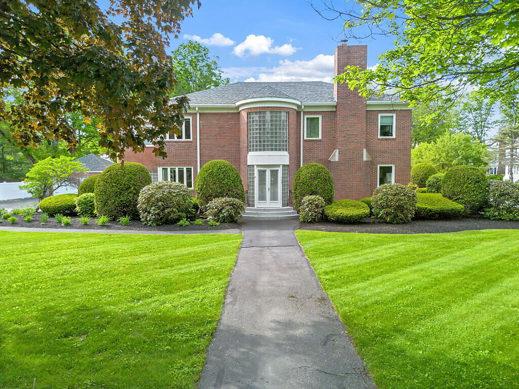 129 Silver Street Property Photo 1