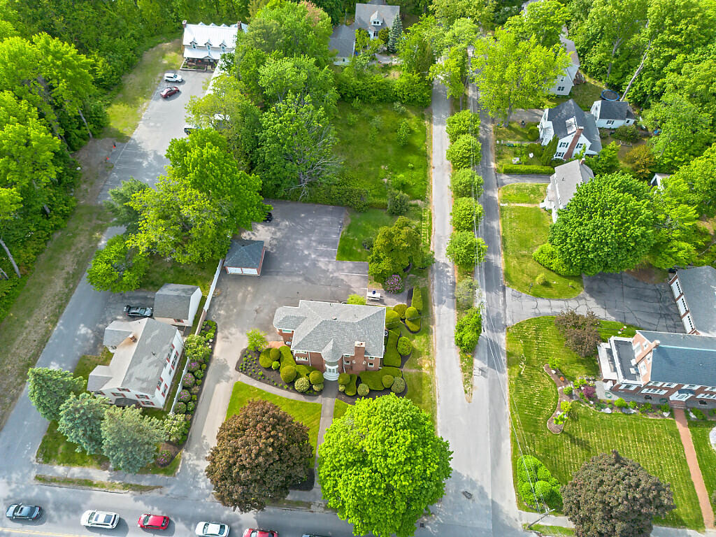 129 Silver Street Property Photo 5