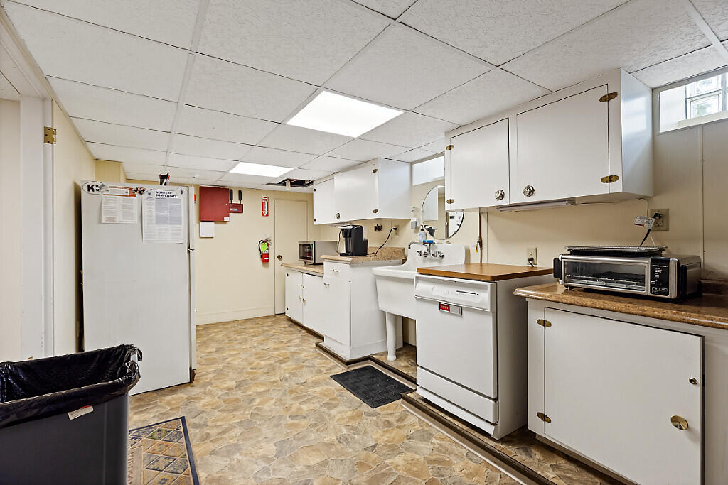129 Silver Street Property Photo 13