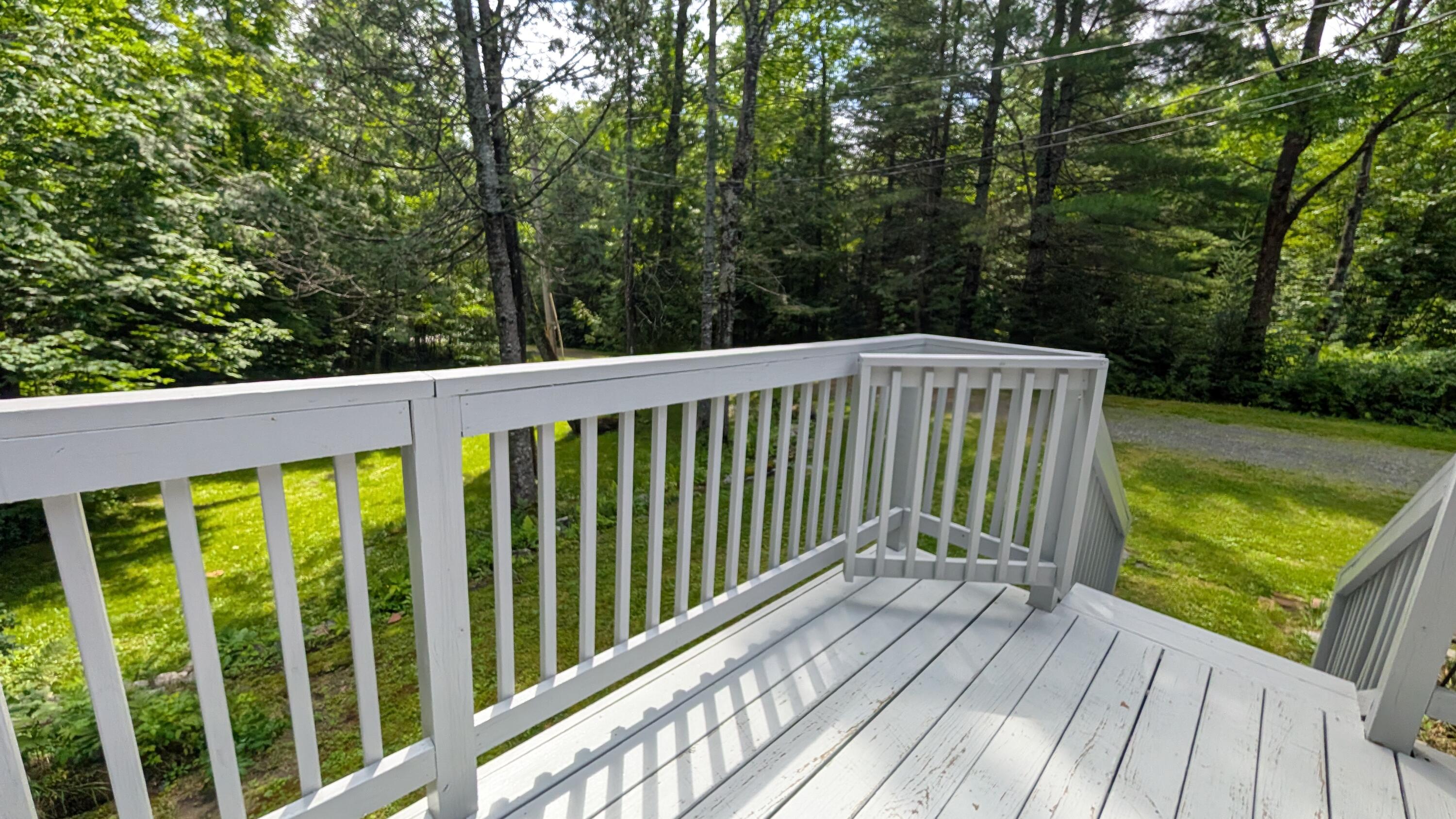 87 West Road Property Photo 5