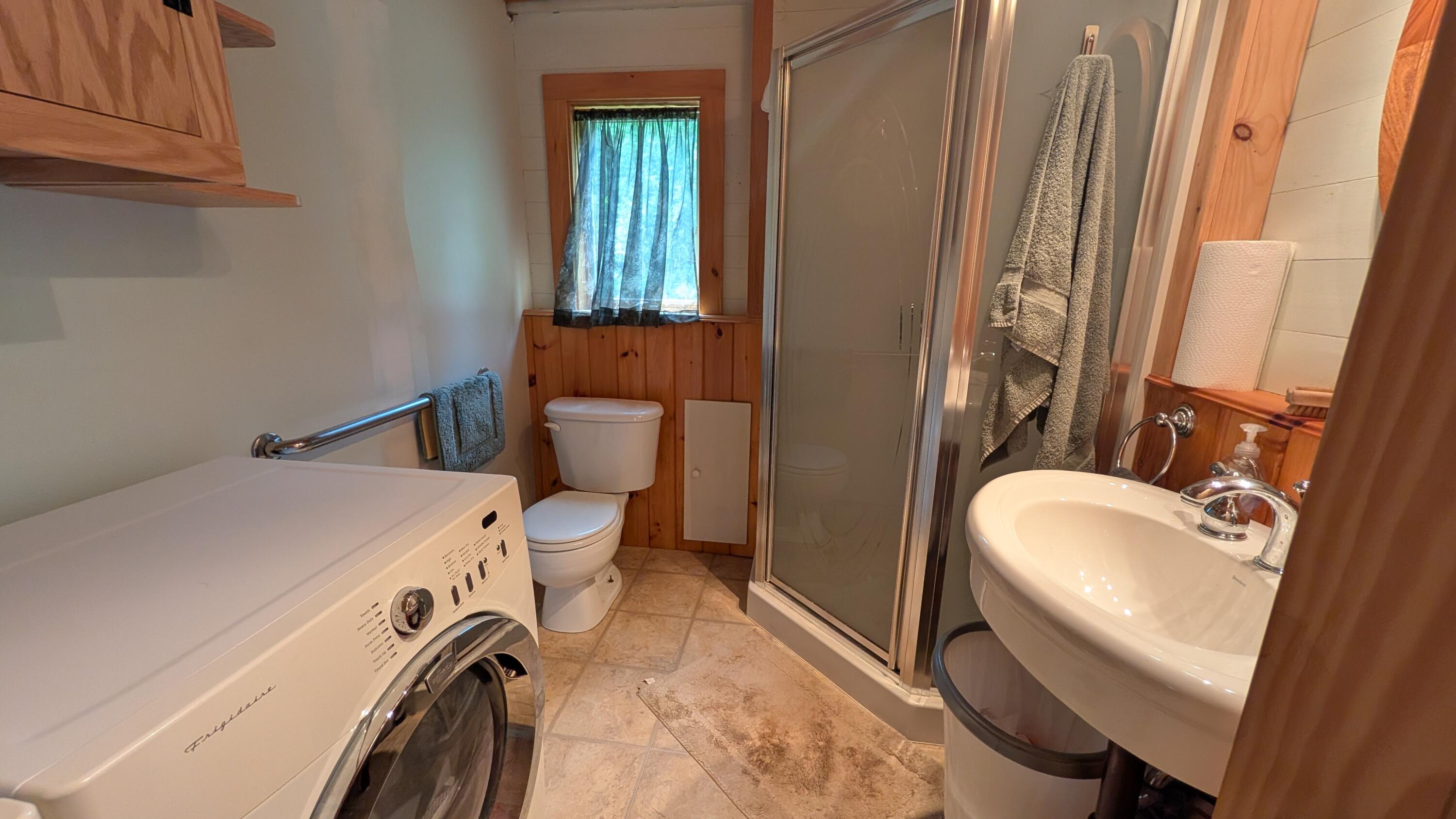 87 West Road Property Photo 27