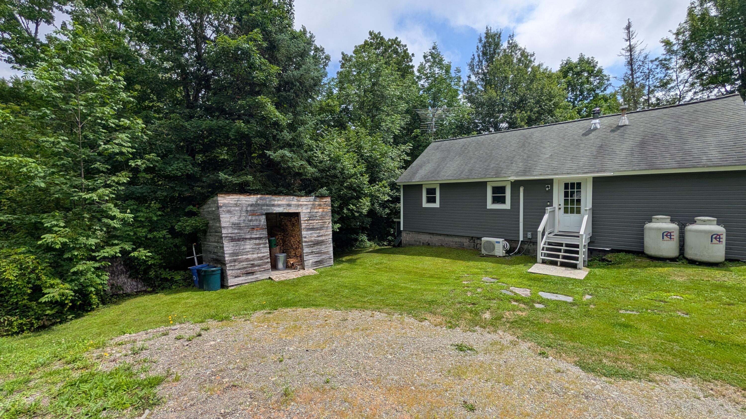 87 West Road Property Photo 32