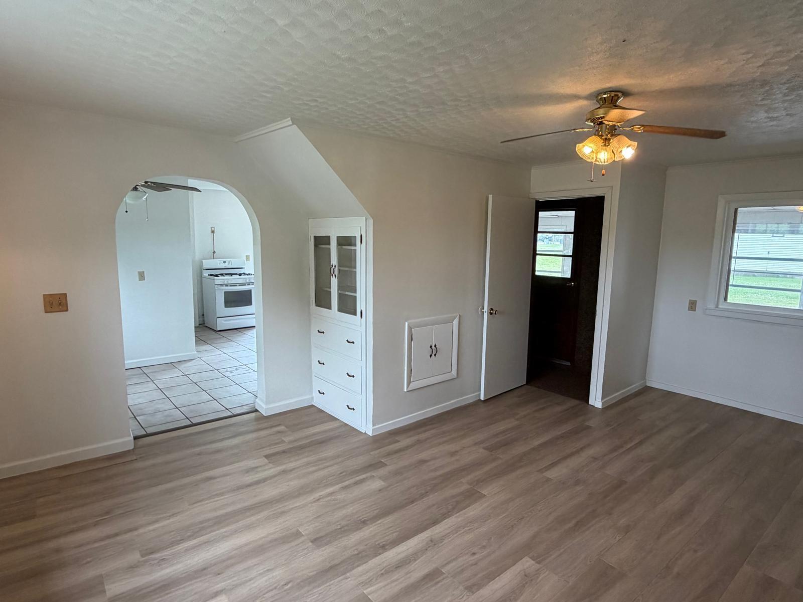 1299 Main Street Property Photo 12