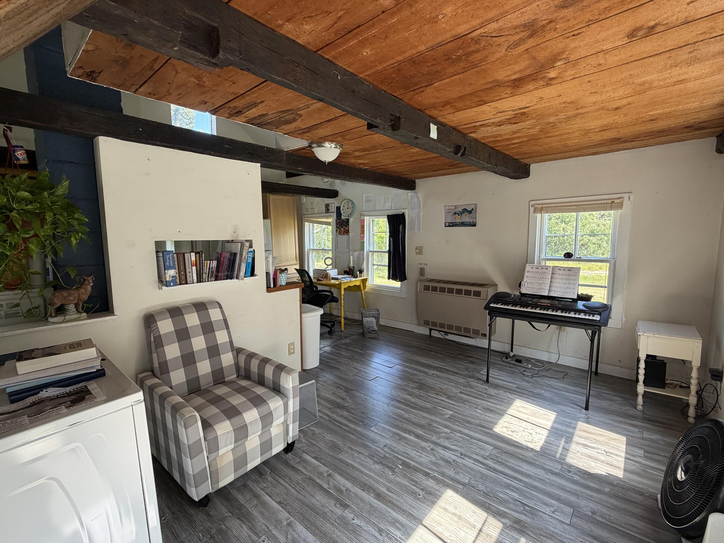 22 Crane Road Property Photo 9