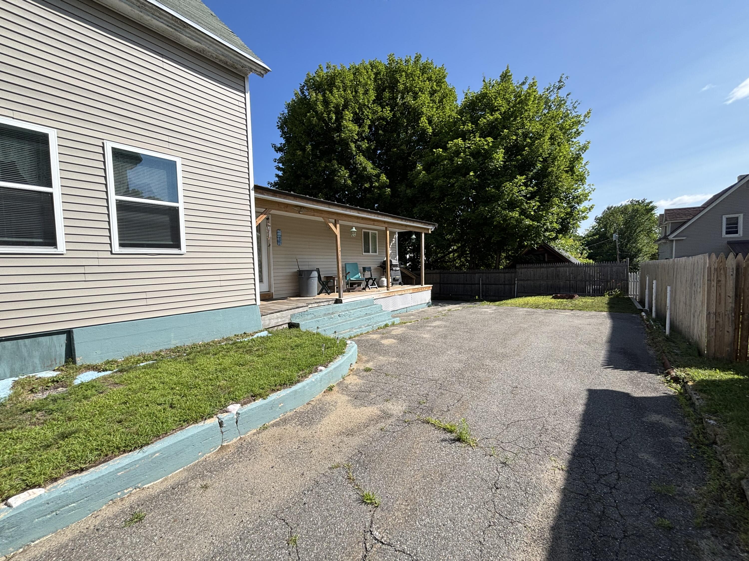 29 Katahdin Avenue Property Photo 5