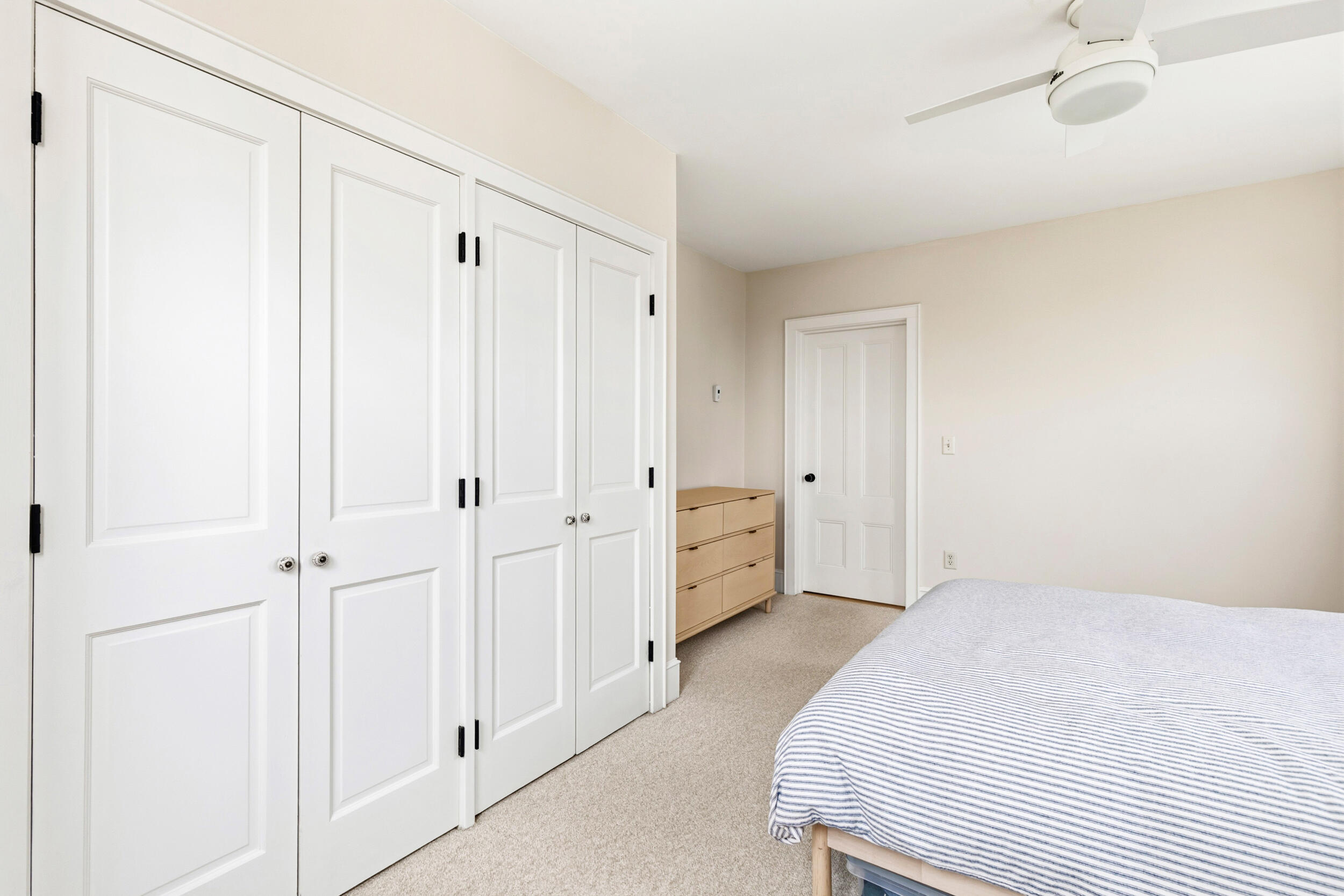 164 Pearl Street B Property Photo 24
