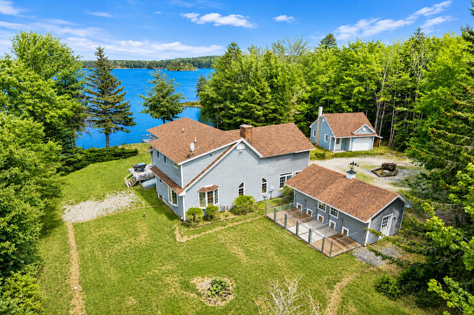 562 Rays Point Road Property Photo 11