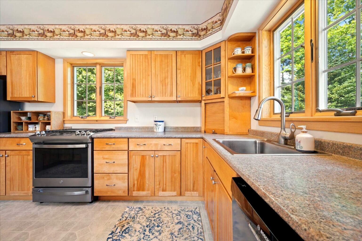 562 Rays Point Road Property Photo 37