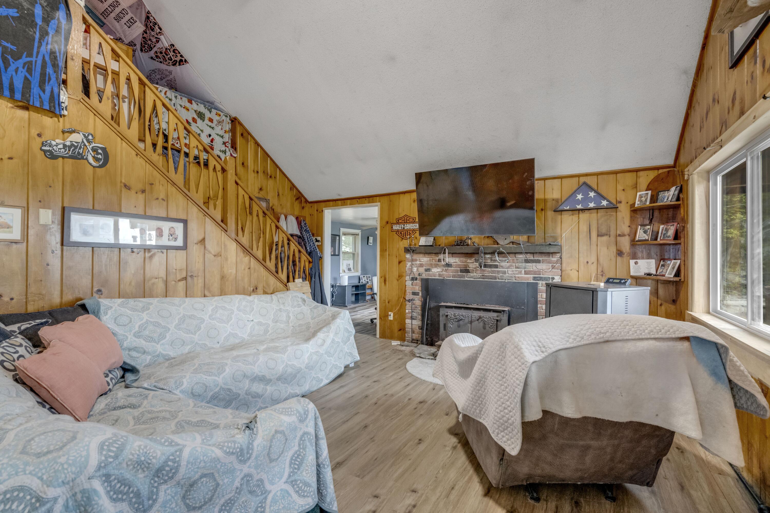 146 Hemingway Road Property Photo 3