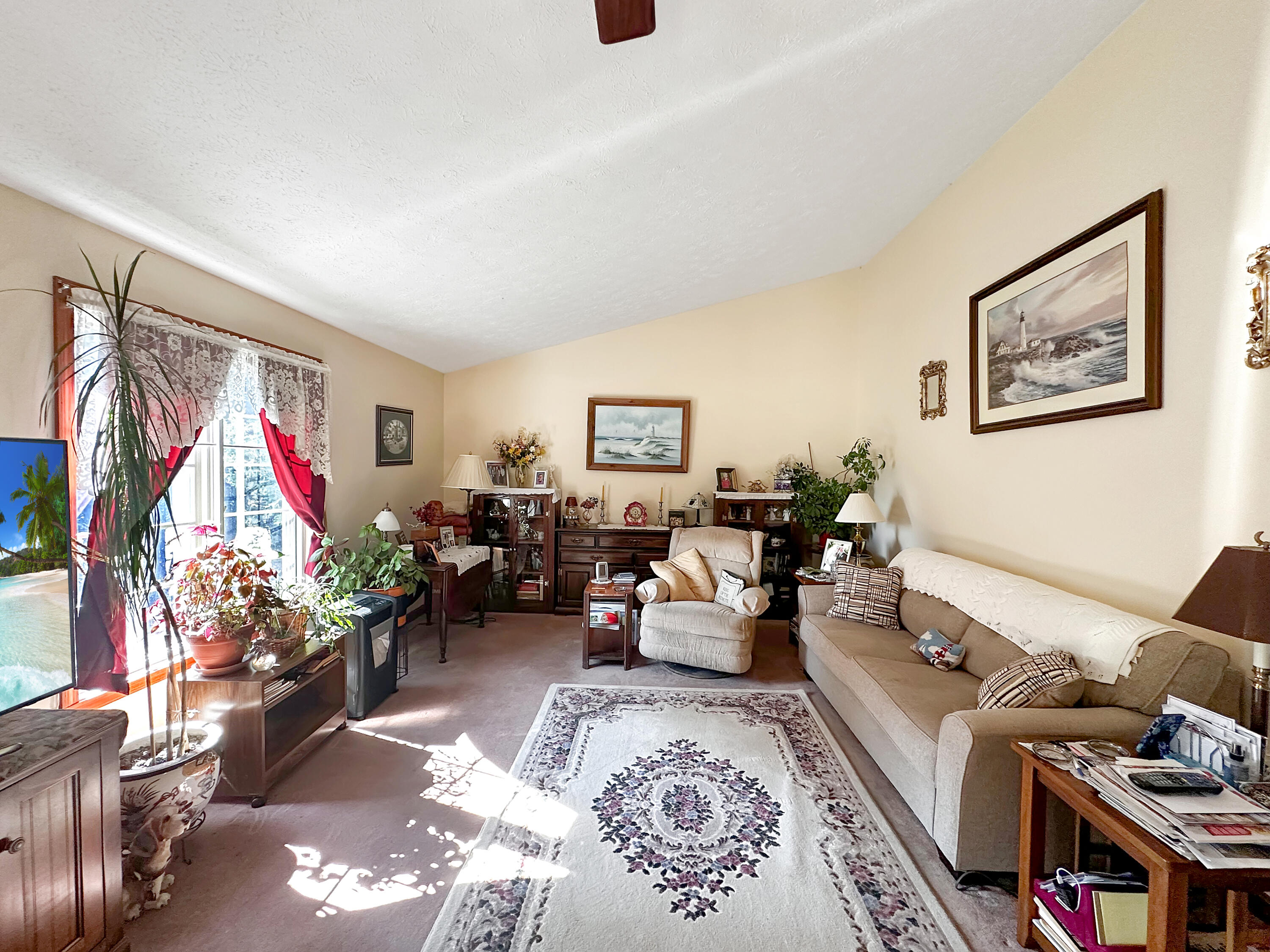 152 E Green Ridge Road Property Photo 8