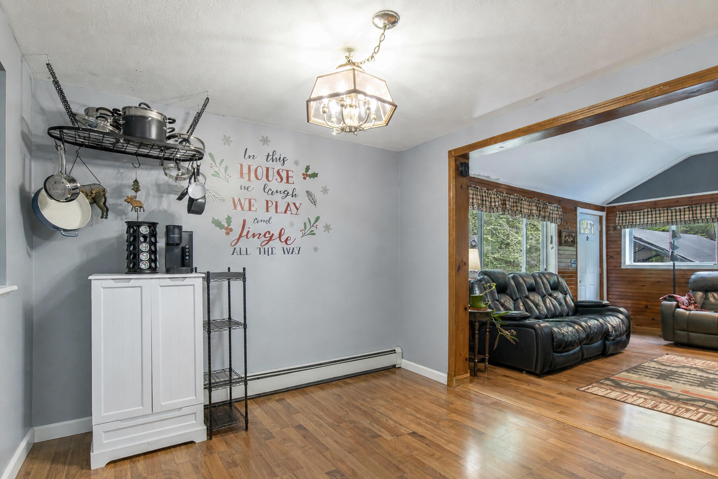 25 Lynwood Drive Property Photo 4