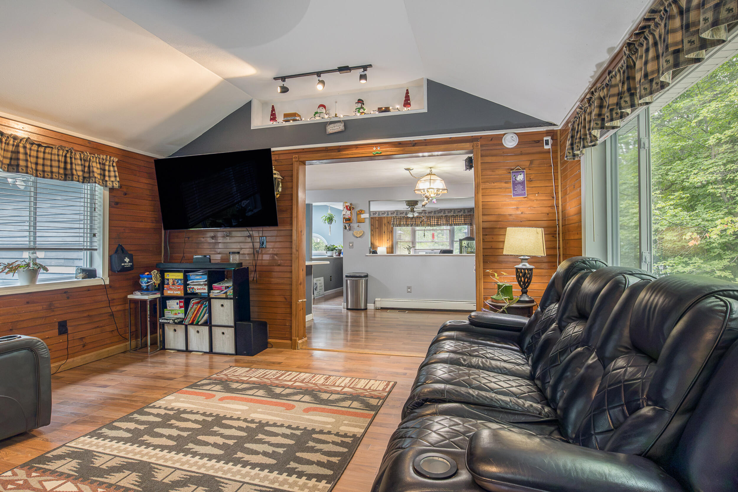 25 Lynwood Drive Property Photo 6