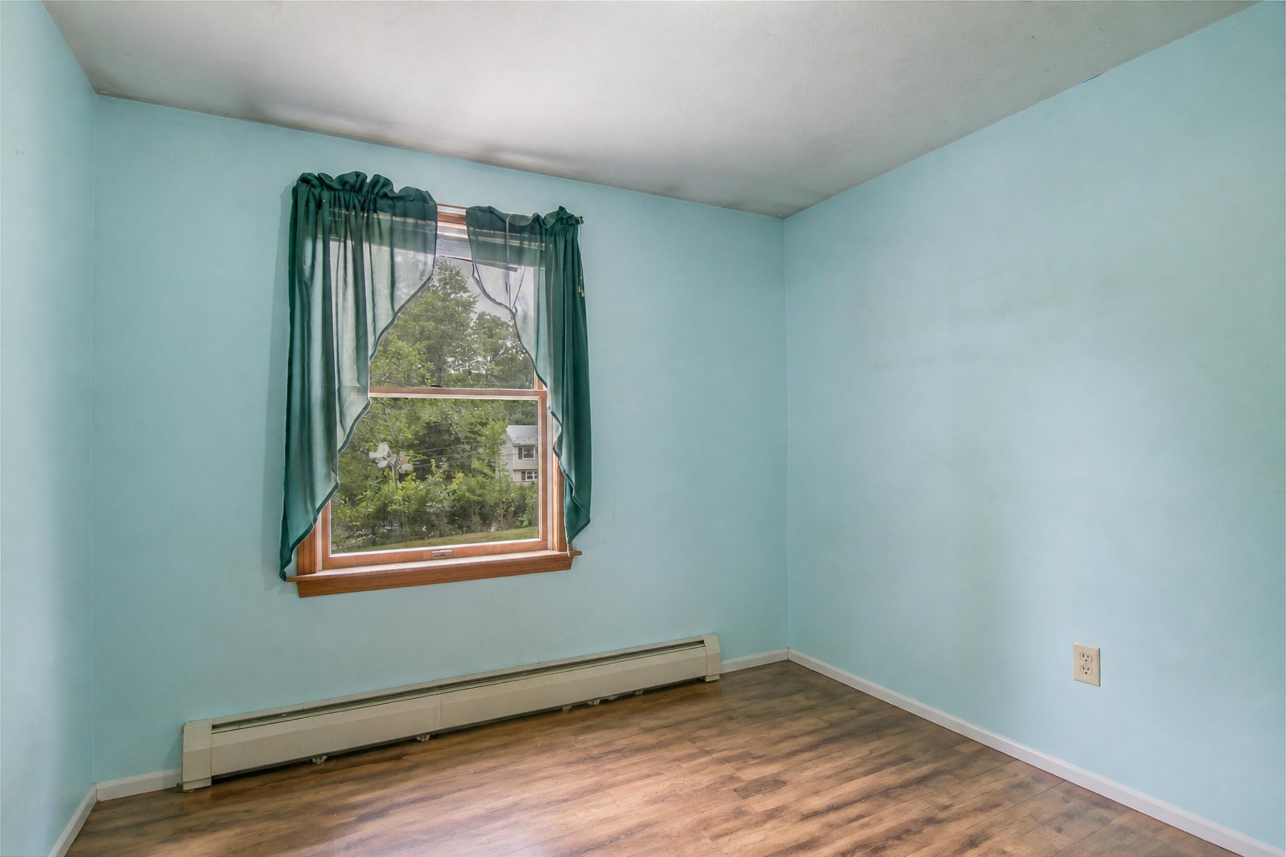 25 Lynwood Drive Property Photo 12