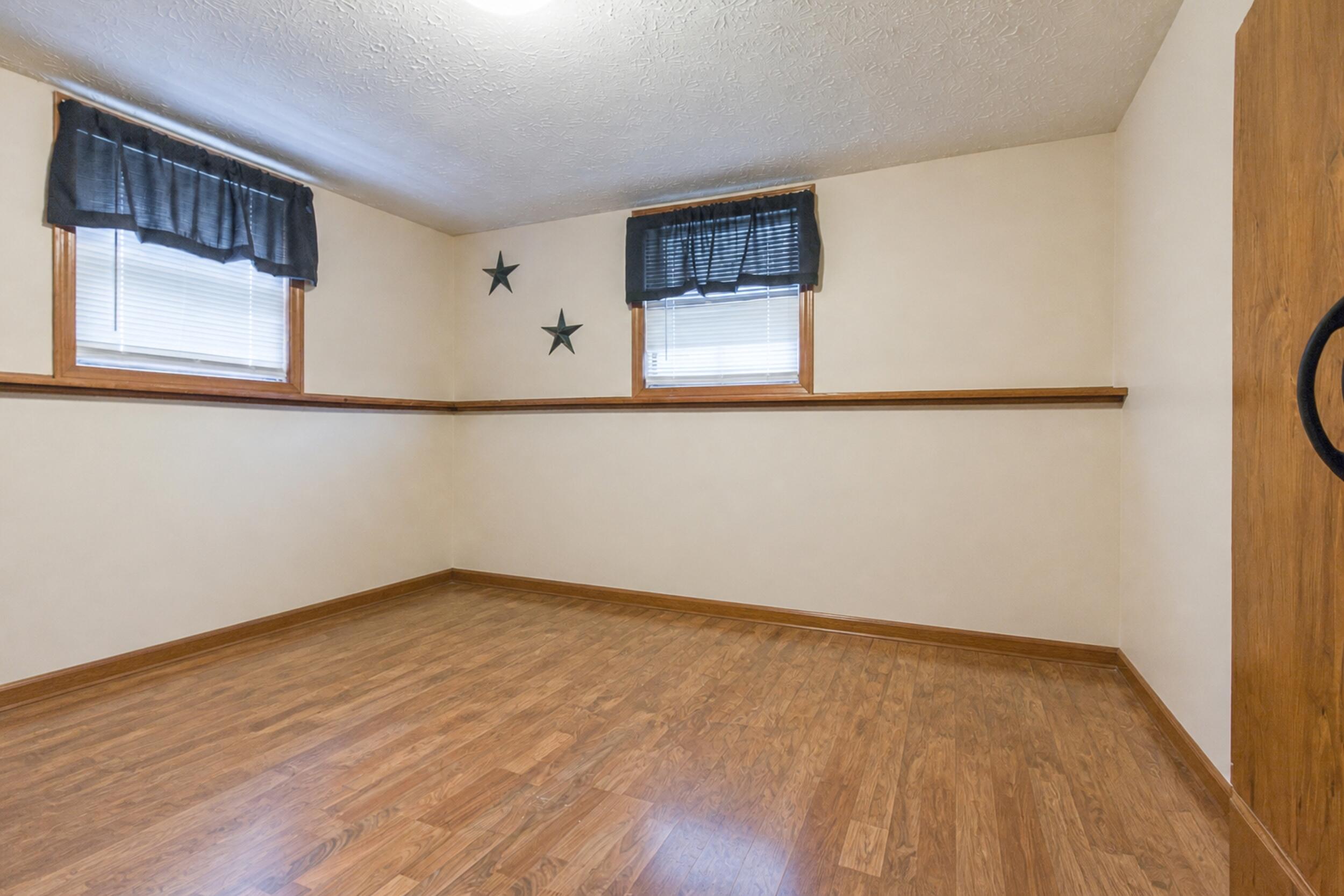 25 Lynwood Drive Property Photo 15