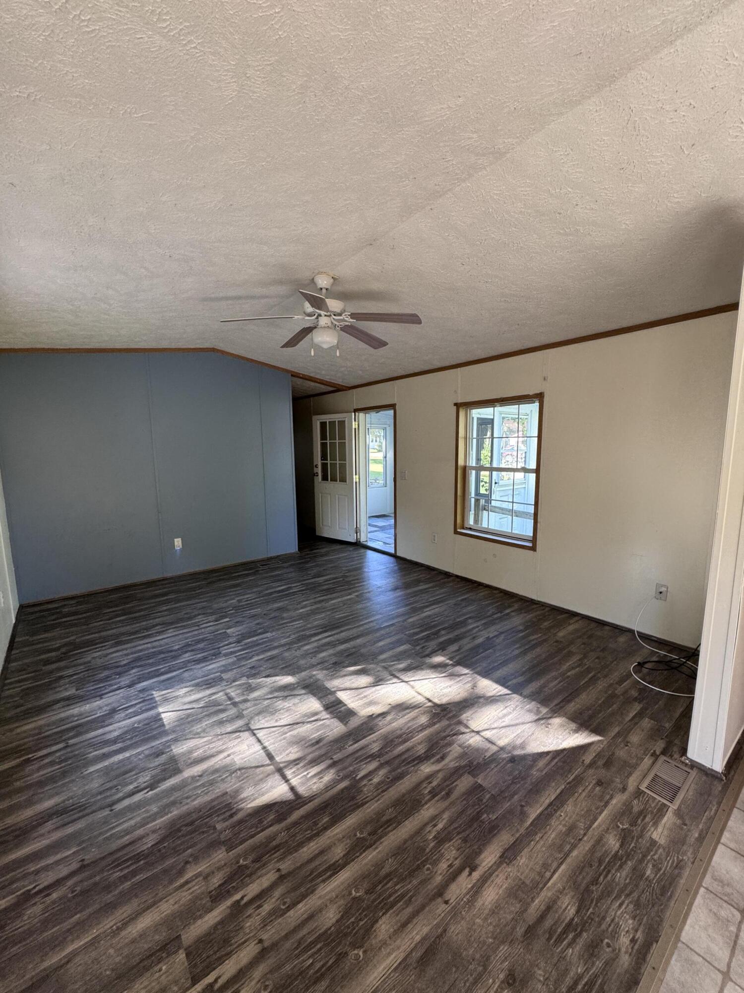 19 Masterman Avenue Property Photo 7
