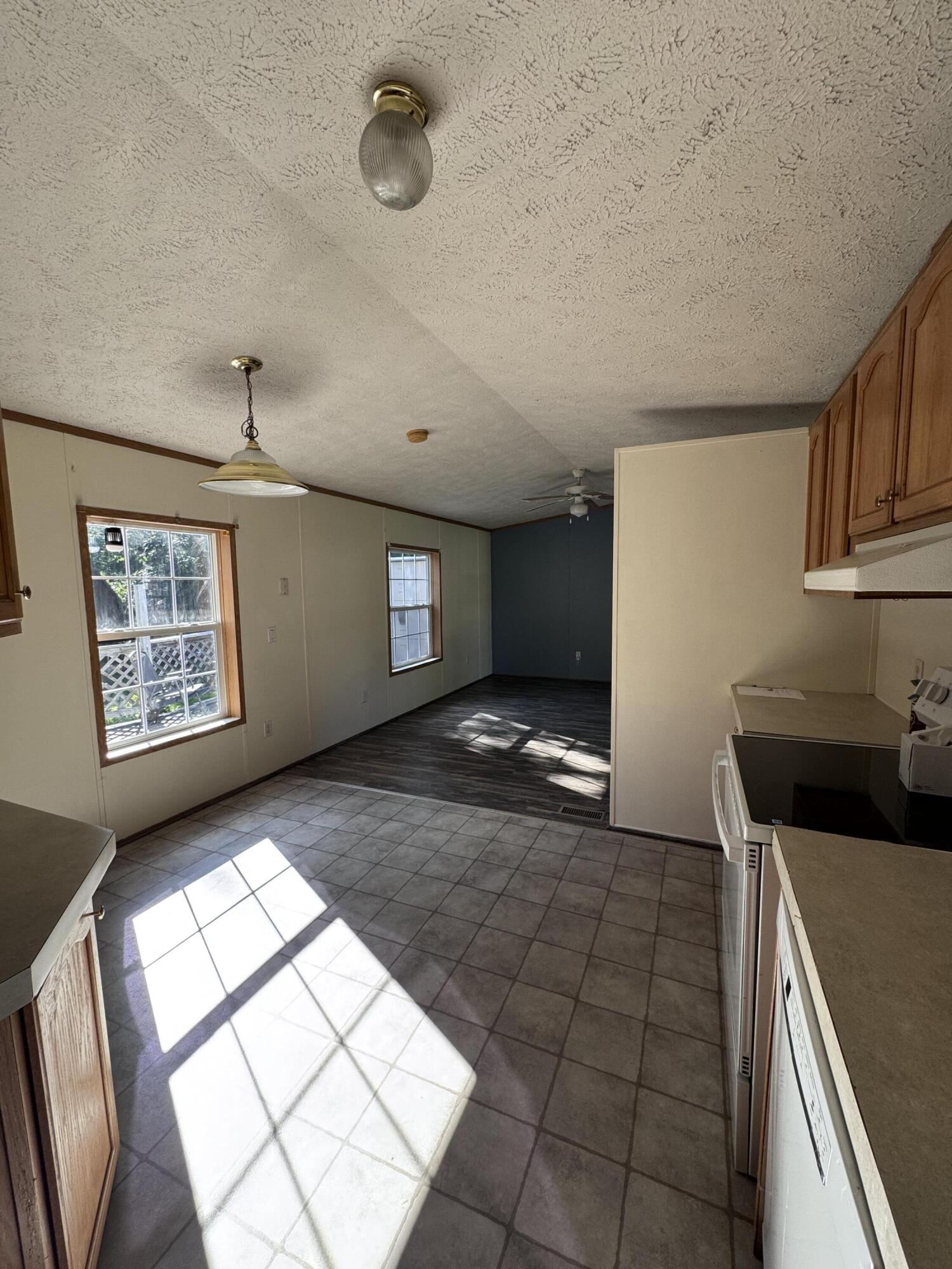 19 Masterman Avenue Property Photo 10