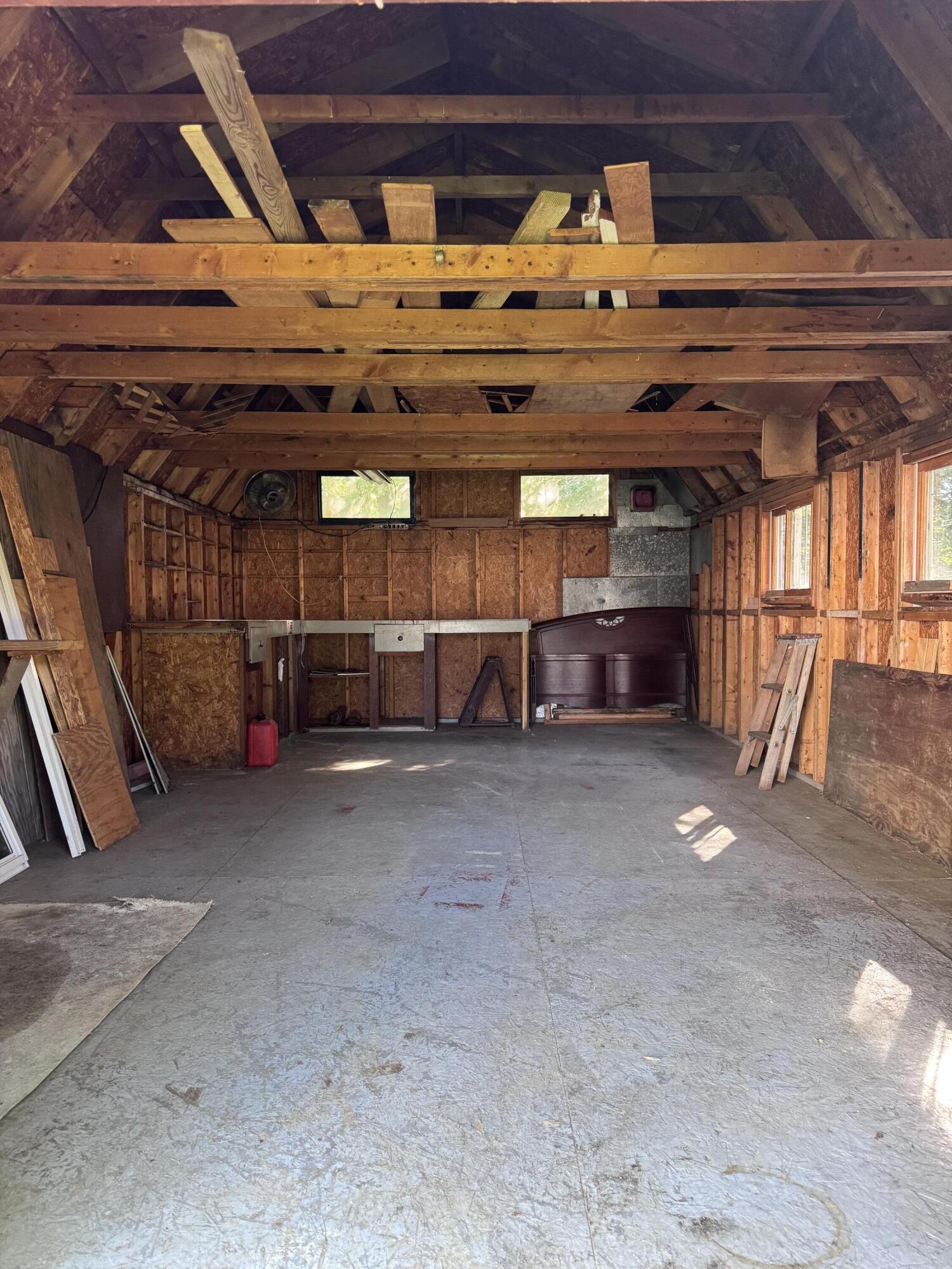 19 Masterman Avenue Property Photo 27