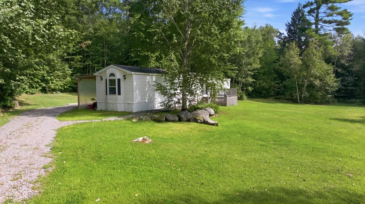 1040 Hallowell Litchfield Road Property Photo 9