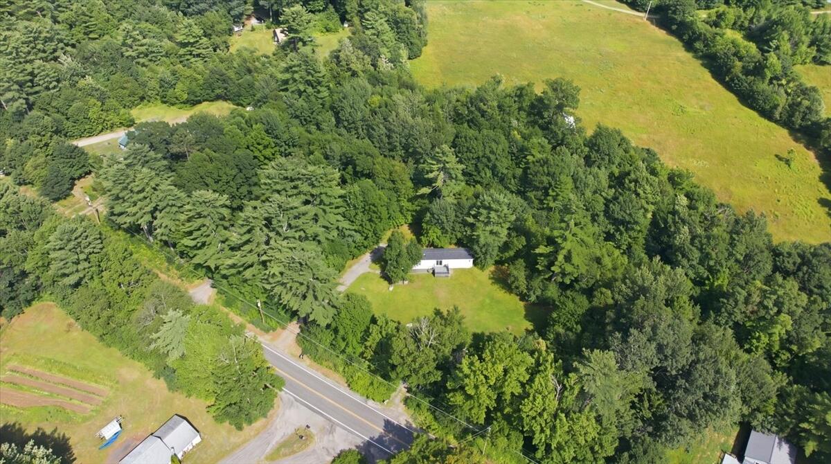 1040 Hallowell Litchfield Road Property Photo 11
