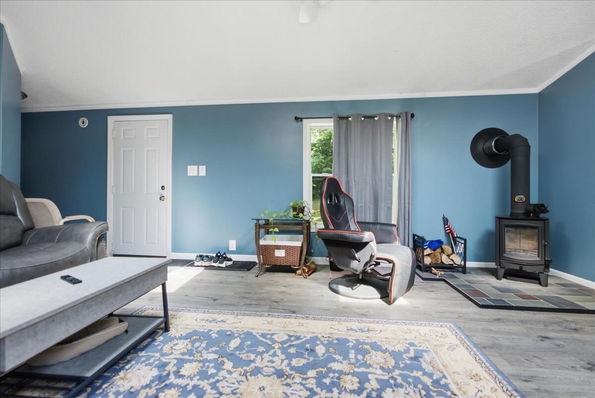 1040 Hallowell Litchfield Road Property Photo 15