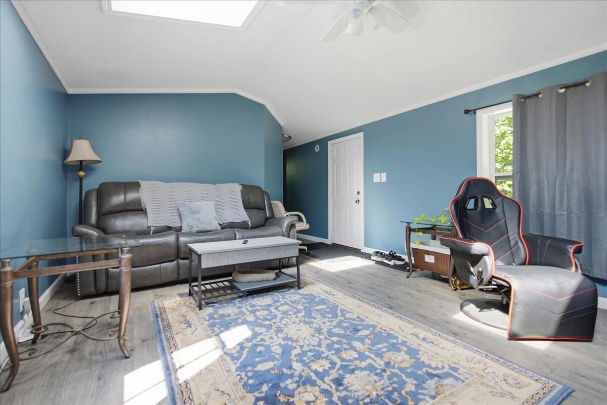 1040 Hallowell Litchfield Road Property Photo 16