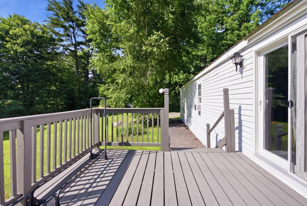 1040 Hallowell Litchfield Road Property Photo 25