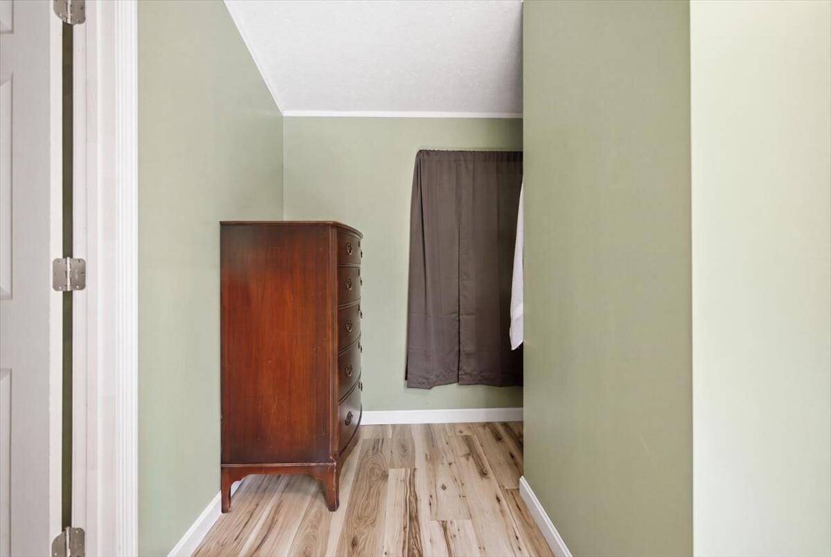 1040 Hallowell Litchfield Road Property Photo 28
