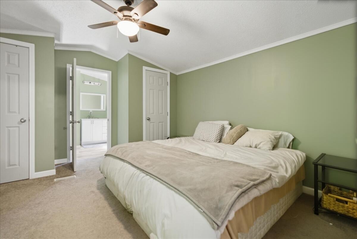 1040 Hallowell Litchfield Road Property Photo 31