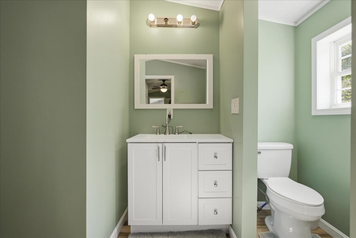 1040 Hallowell Litchfield Road Property Photo 33