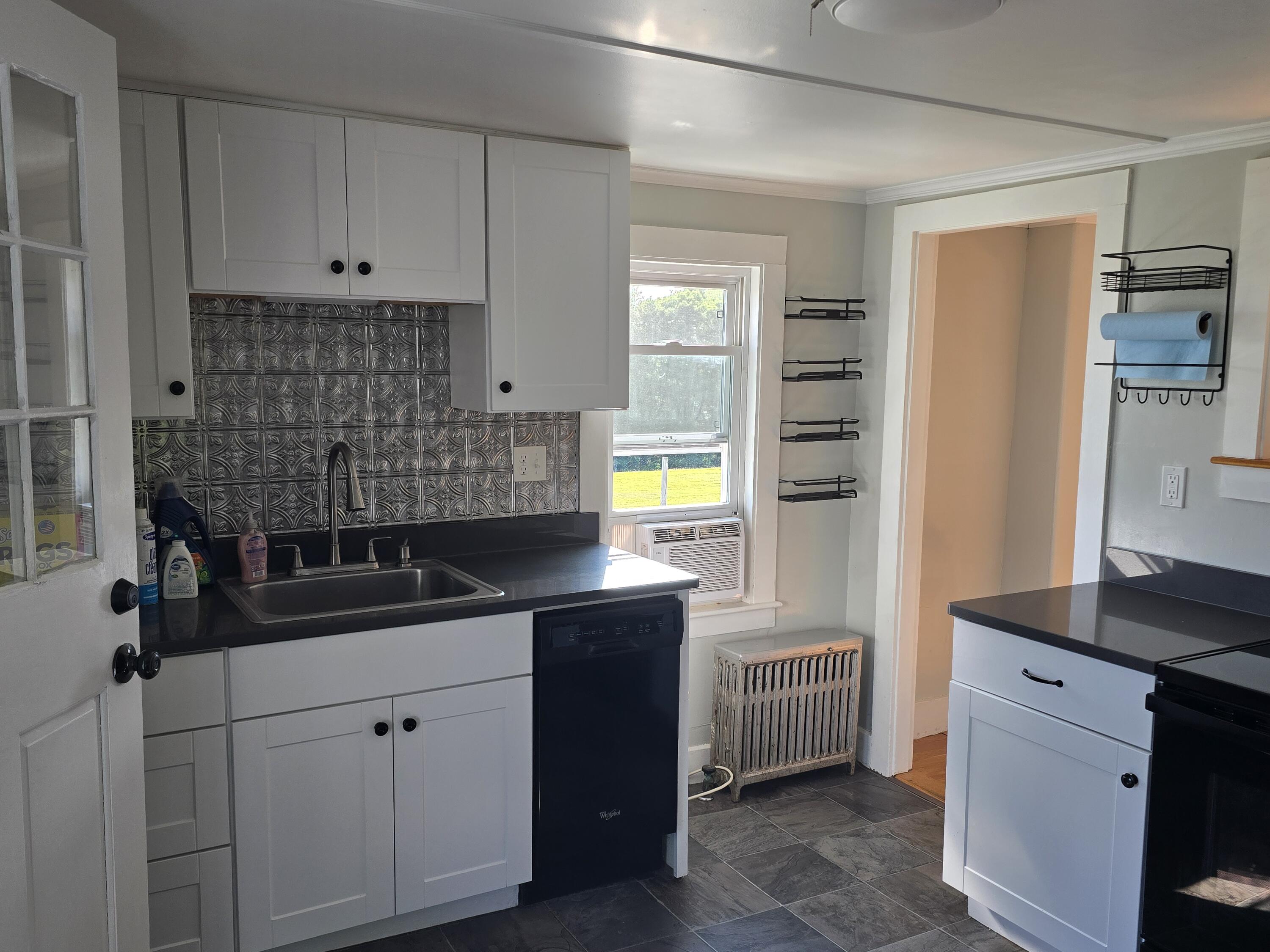 759 Goodwin Road Property Photo 10