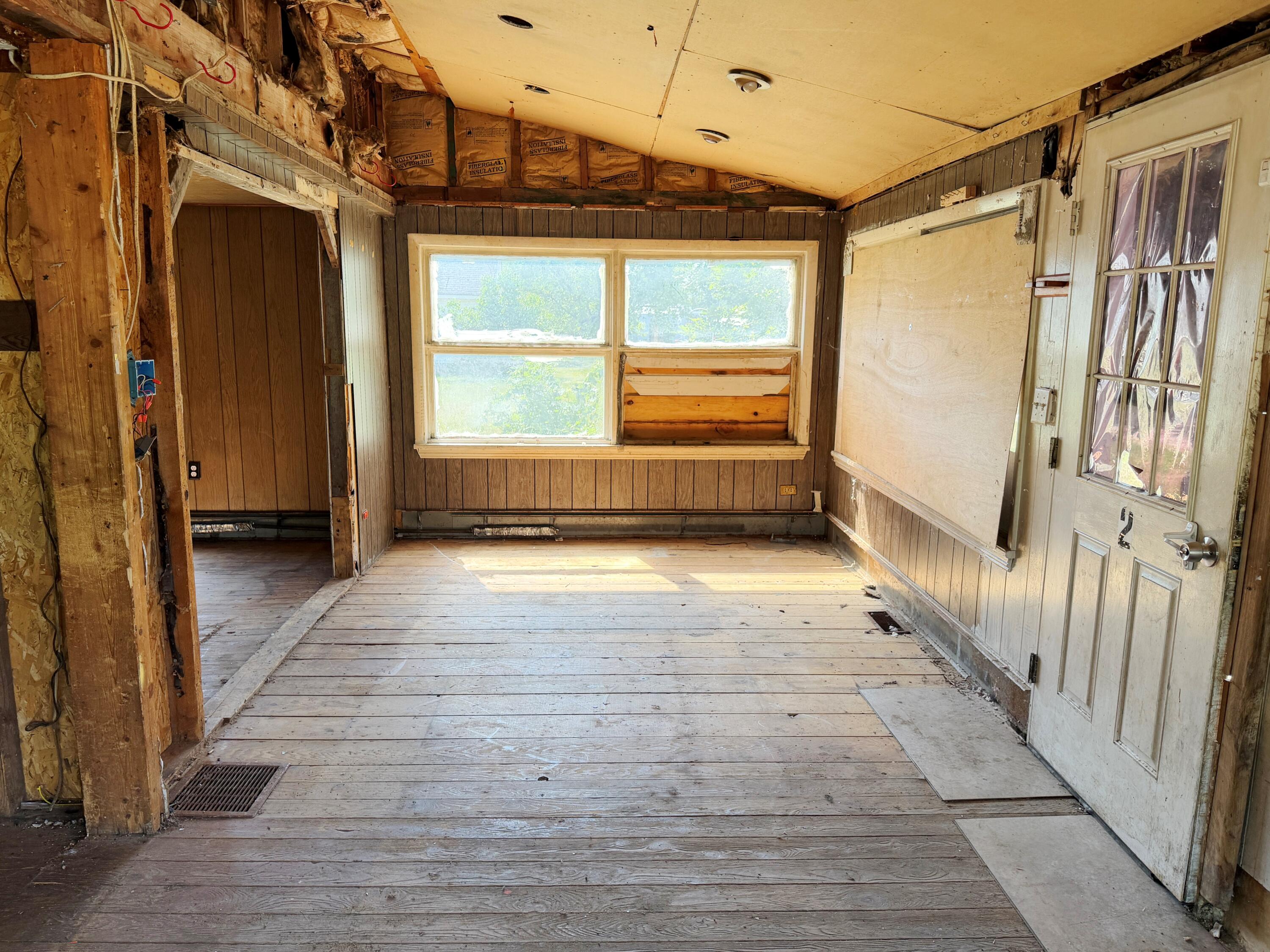 100 Gary Street Property Photo 5