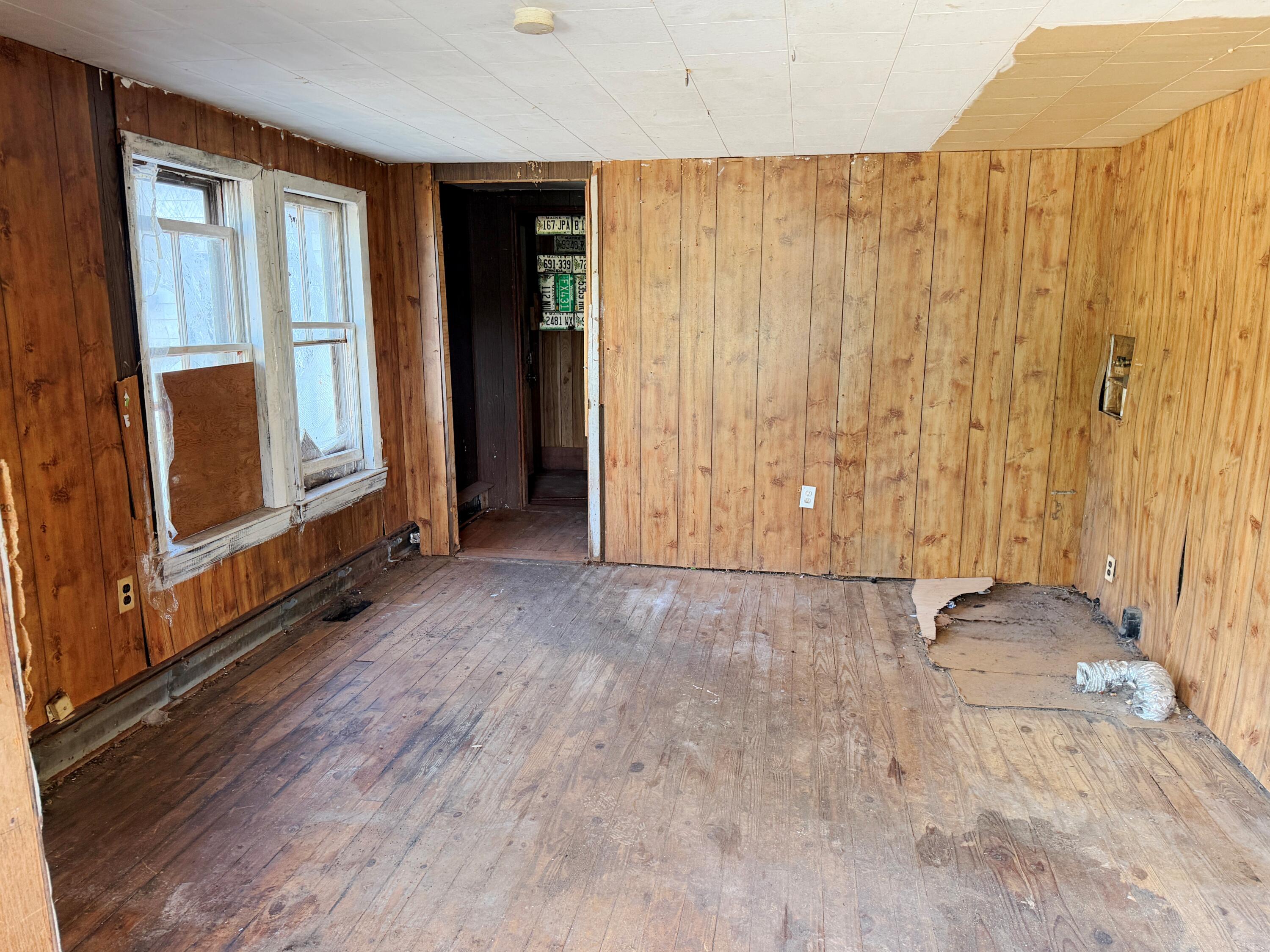 100 Gary Street Property Photo 8