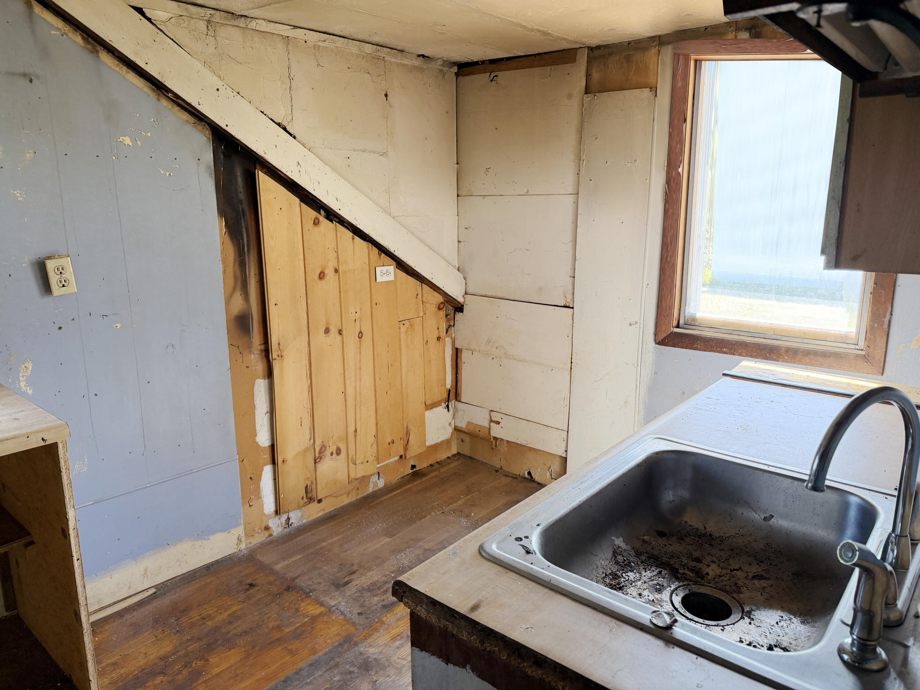 100 Gary Street Property Photo 13